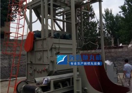 Q3215大型履带式抛丸清理机